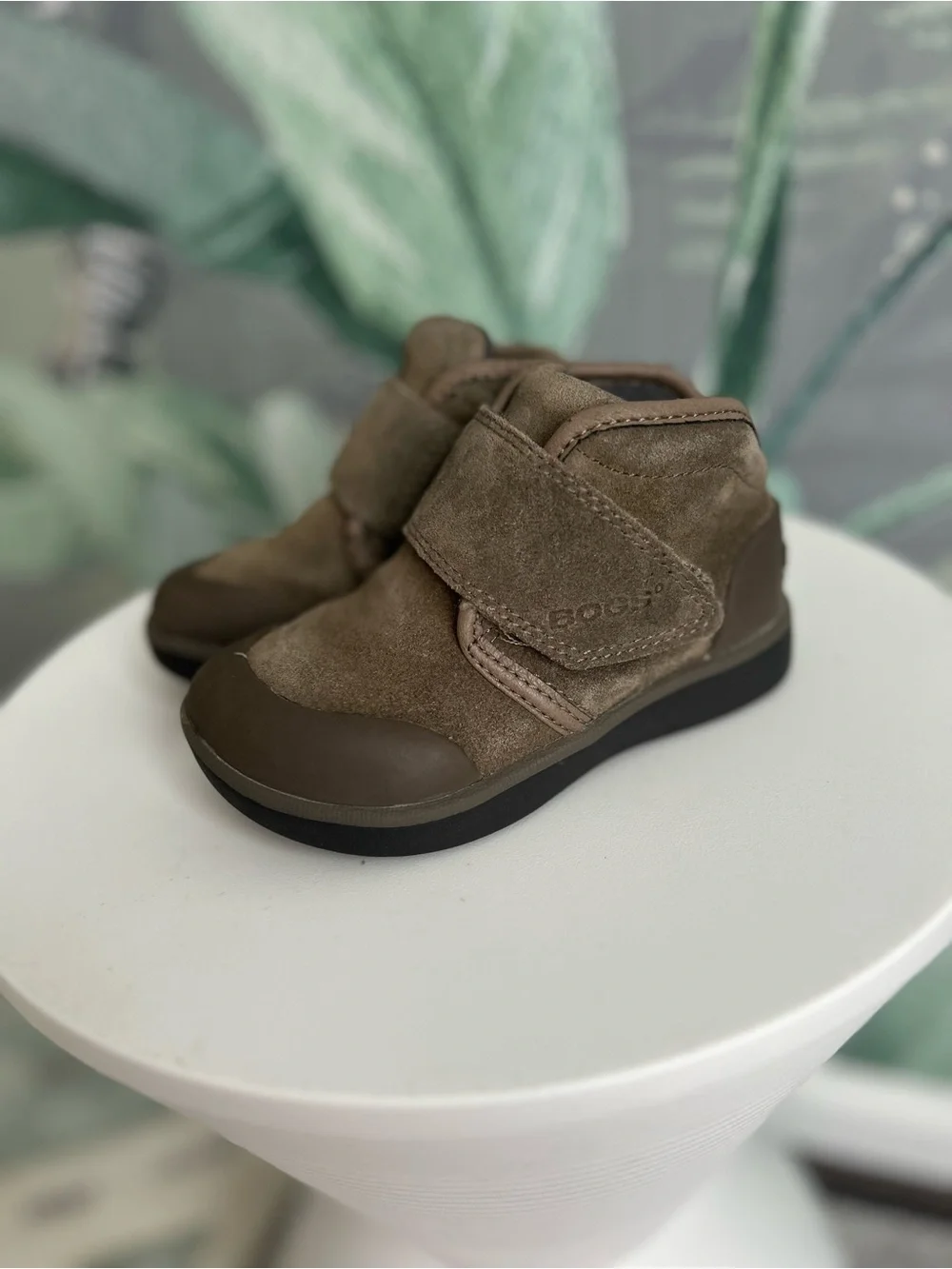 BOGS Toddler Waterproof Leather Boots – Size 7